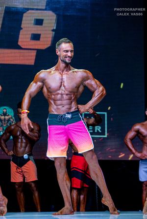 MEN‘S PHYSIQUE +179